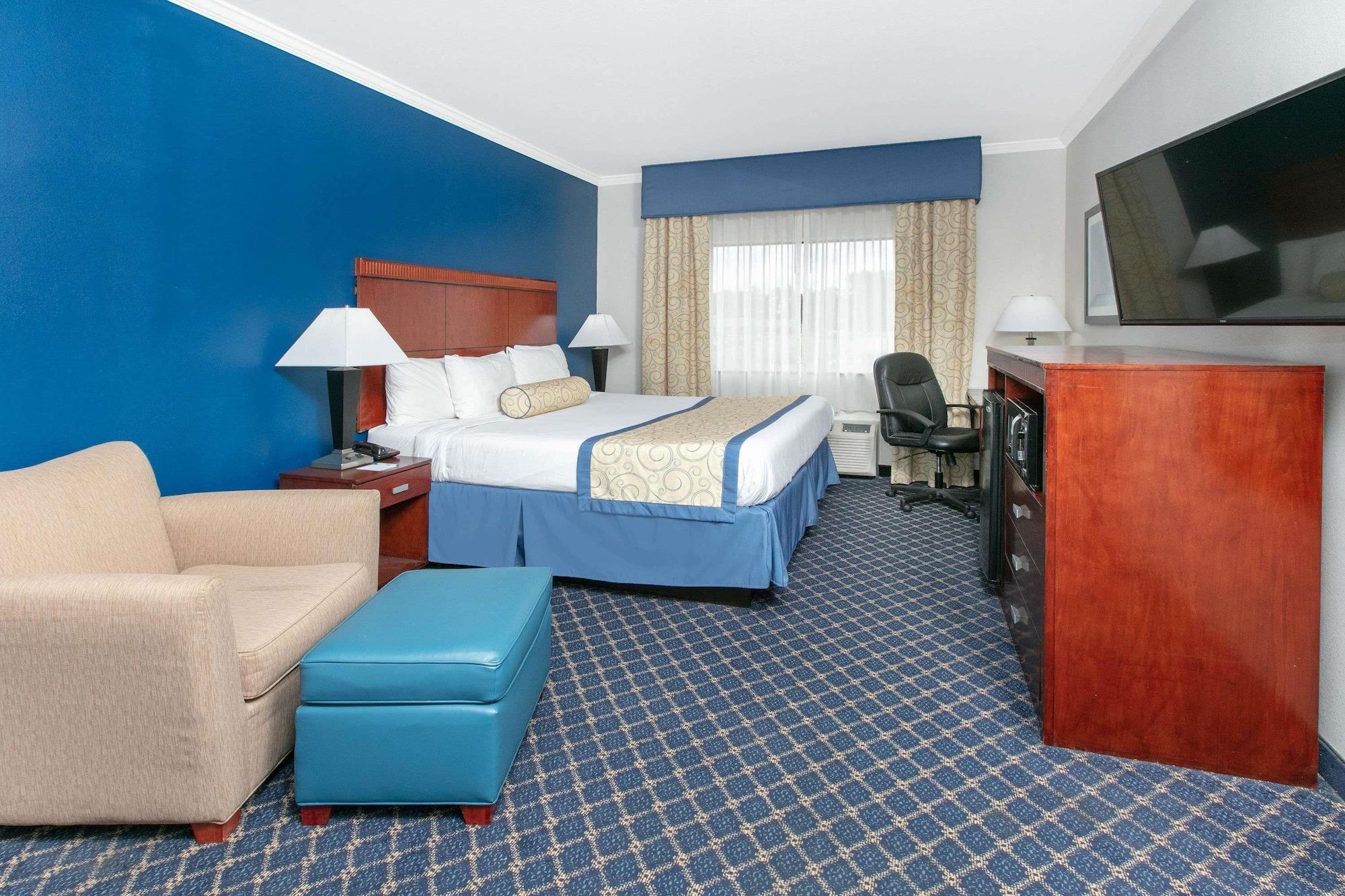 Baymont By Wyndham Mccomb Hotel Eksteriør billede