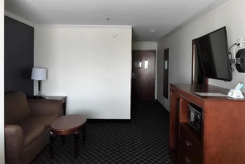 Baymont By Wyndham Mccomb Hotel Eksteriør billede